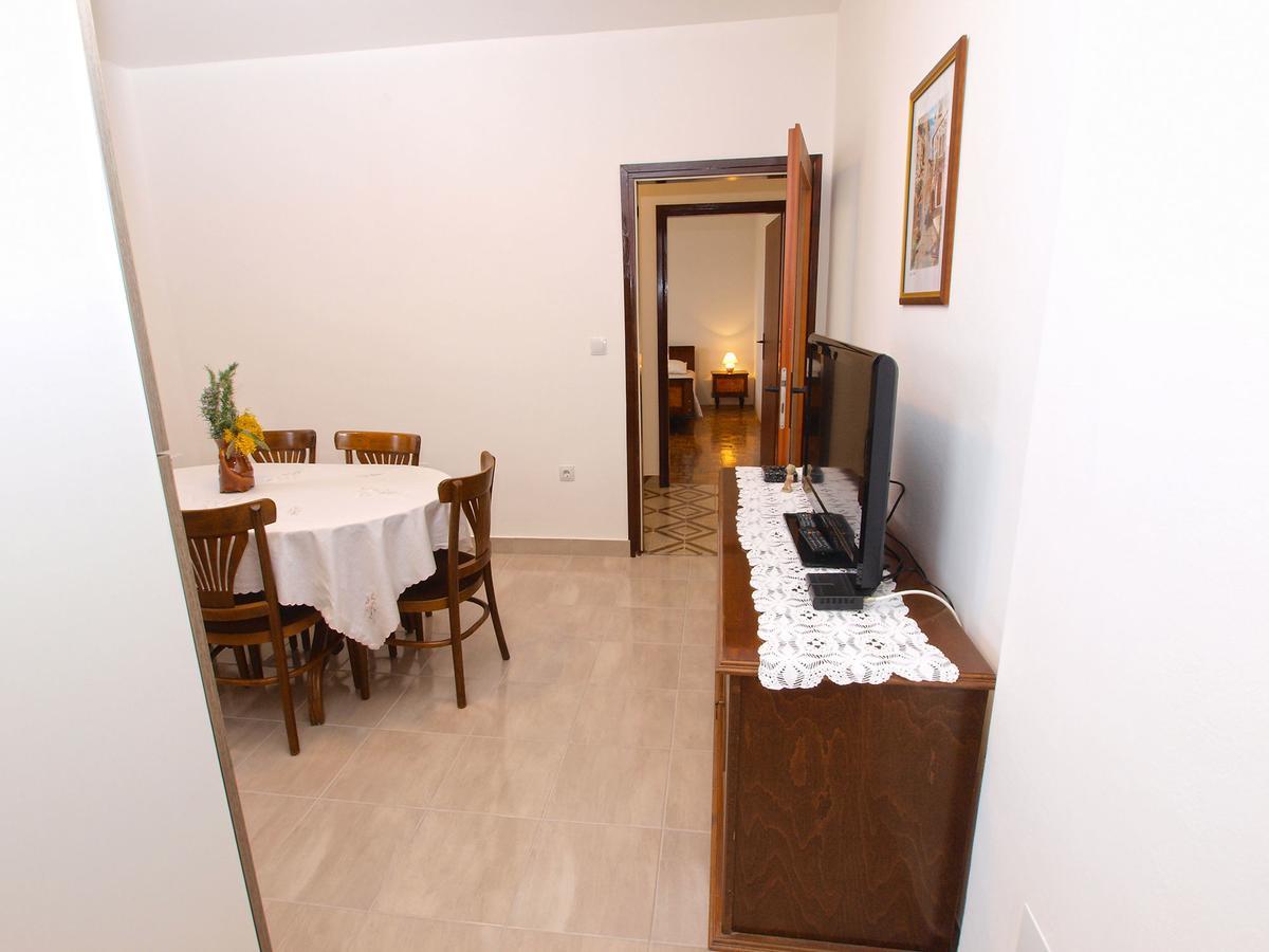 Apartments Ivan 1031 Fazana Exterior photo